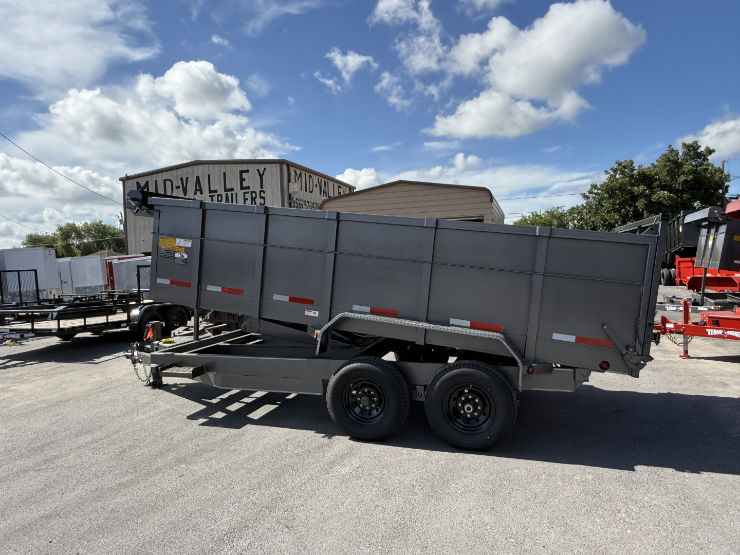 New 2025 Texas Bragg Trailers 7X16 3Ft Walls Dump Trailer