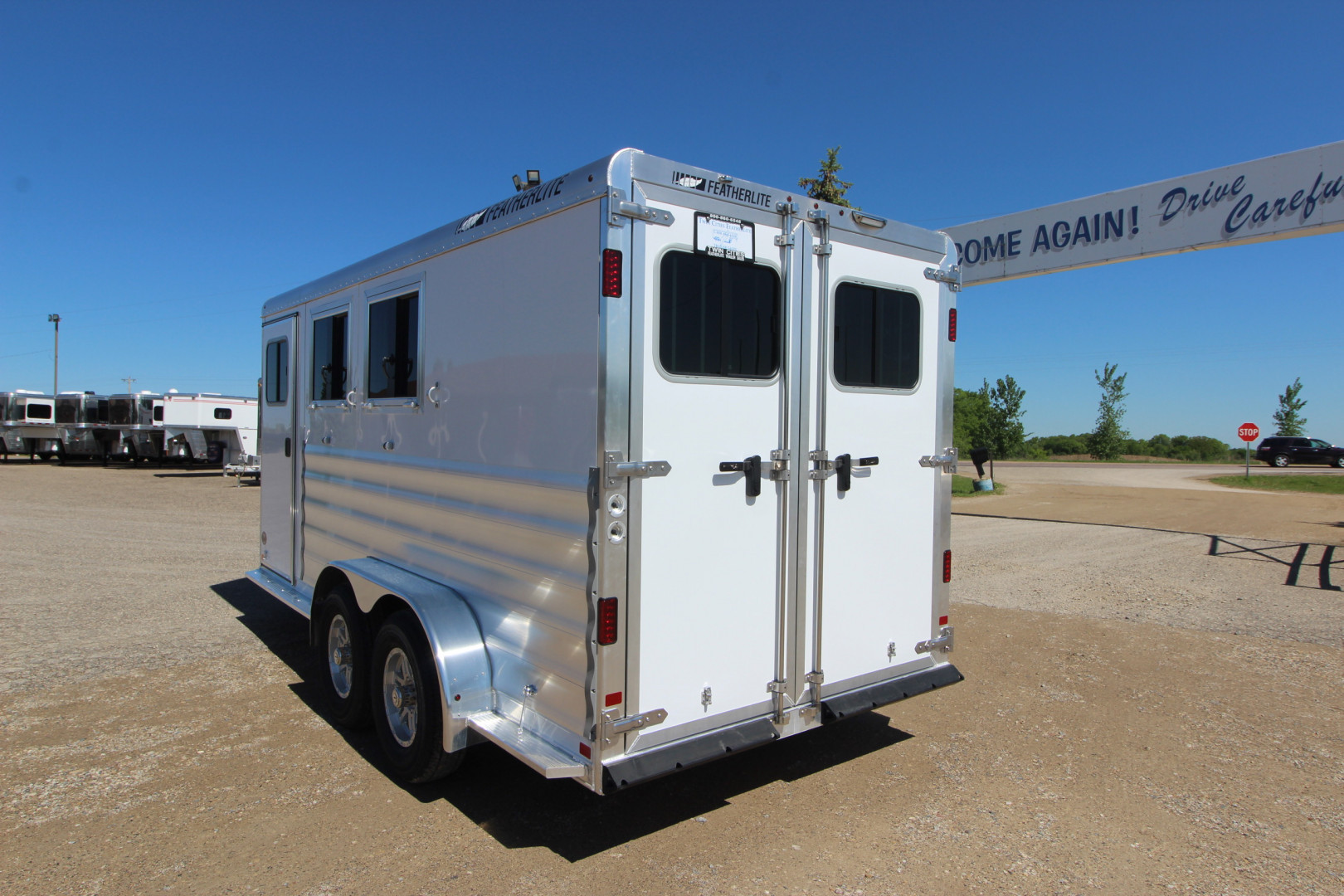 New 2025 Featherlite Trailers 2 Horse BP Trailer