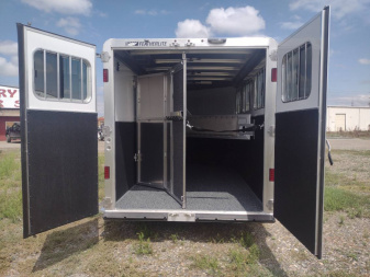 New 2026 Featherlite Model 9400 3 Horse Trailer