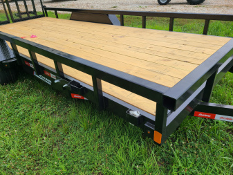 New Liberty 83 X 18 HD TANDEM, 2-52k axles & 2 brakes, 4' Split Gate