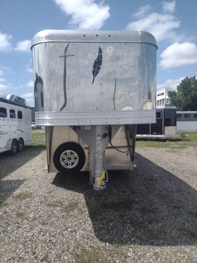 New 2026 Featherlite Model 9600 3 Horse Trailer