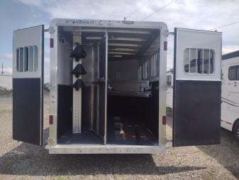New 2026 Featherlite Model 9600 3 Horse Trailer