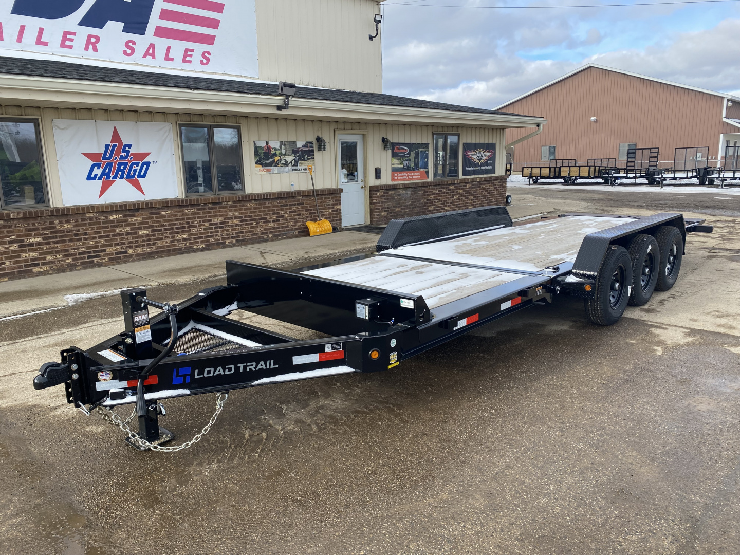 New 2026 Load Trail 83x22 Tri-Axle I Beam 21k Tilt Trailer