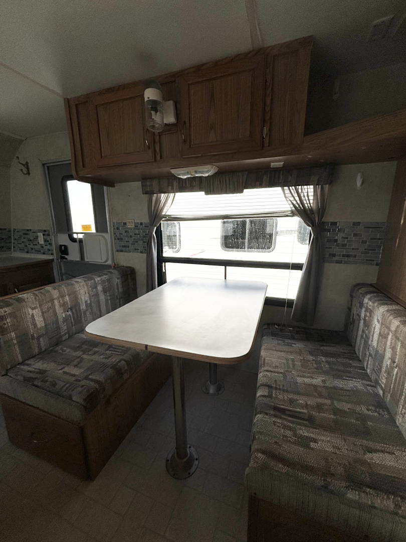 Used 2005 Fleetwood RV Pioneer Travel Trailer