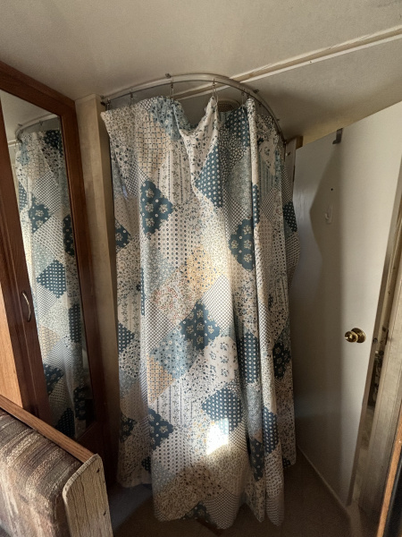 Used 2005 Fleetwood RV Pioneer Travel Trailer