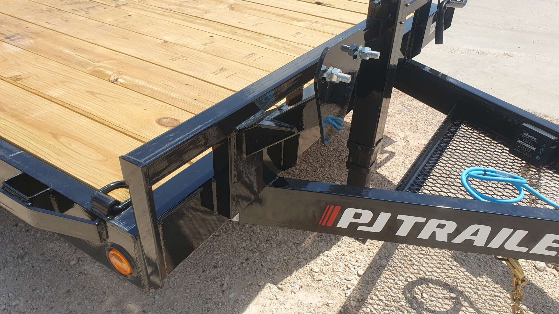 New 2026 PJ 83"x20' Channel Equipment Trailer – CC