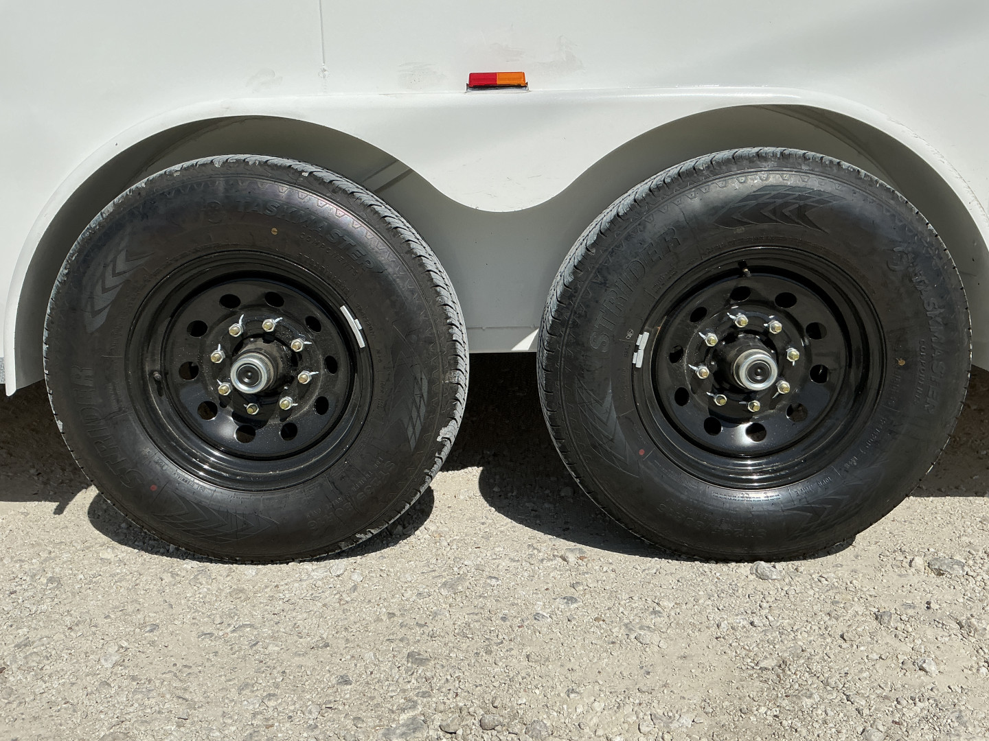 New 2025 X-On 8'x24’ Steel Enclosed Trailer – E2