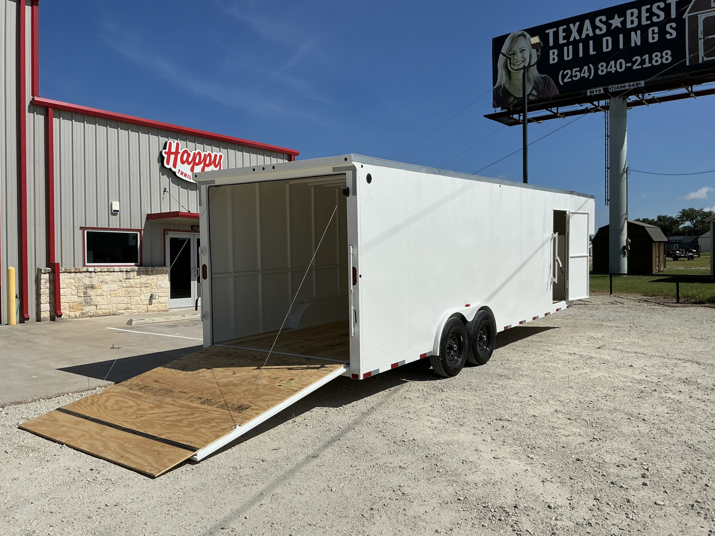 New 2025 X-On 8'x24’ Steel Enclosed Trailer – E2