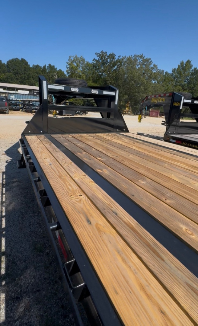 New 2026 Big Tex Trailers 14GN-25D5A-MRBK