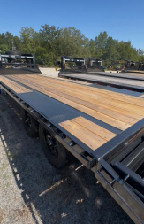 New 2026 Big Tex Trailers 14GN-25D5A-MRBK