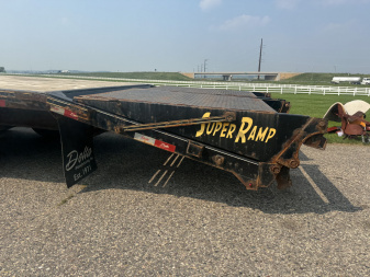 Used 2020 Delta Mfg 8'6"x32' FB GN Flatbed Trailer