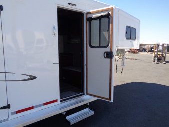 New 2026 Trails West * CLASSIC LQ 3-H * Classic LQ 3-Horse 7x7 Side Tack Goose Neck Horse Trailer