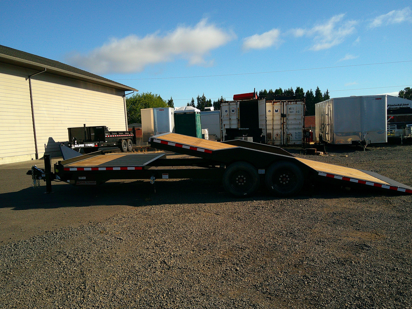 New 2025 Midsota 8.5x24 (18 + 6) 17.6K Equipment Trailer