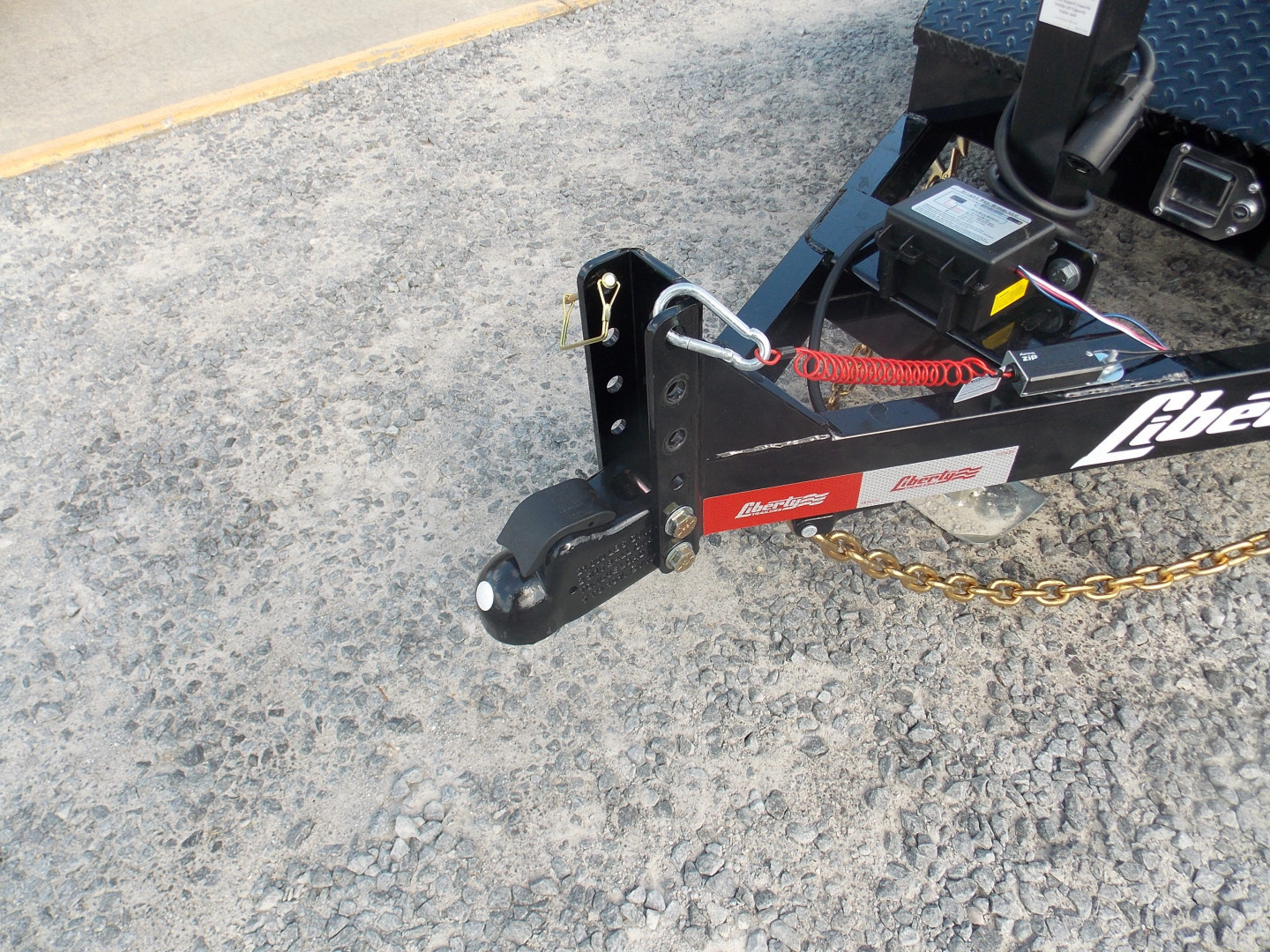 New 2025 Liberty LC7K83X18C4DT Car Hauler