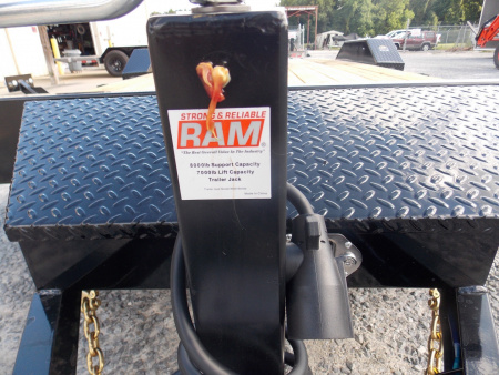 New 2025 Liberty LC7K83X18C4DT Car Hauler