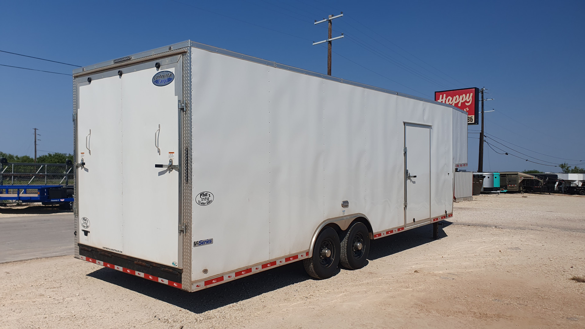 Used *USED* 2025 FVCG 32' GN Enclosed Cargo Trailer