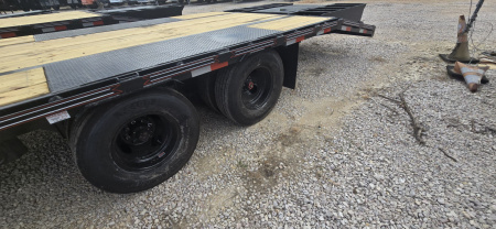 New 2025 Coffee Creek 102" X 30' Deckover Trailer