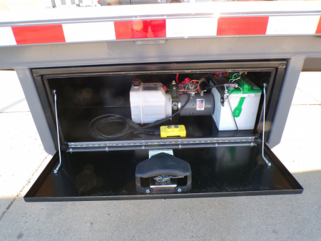 New 2024 Midsota FBGN 40 - BT - 25.9K Deckover Trailer - 560