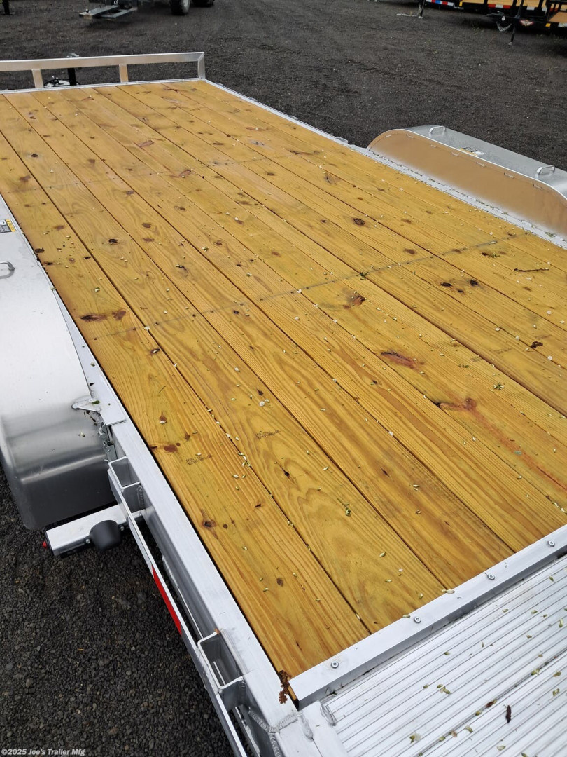 New 2025 H&H H8220HDAD-070 Car Hauler