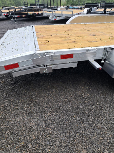 New 2025 H&H H8220HDAD-070 Car Hauler