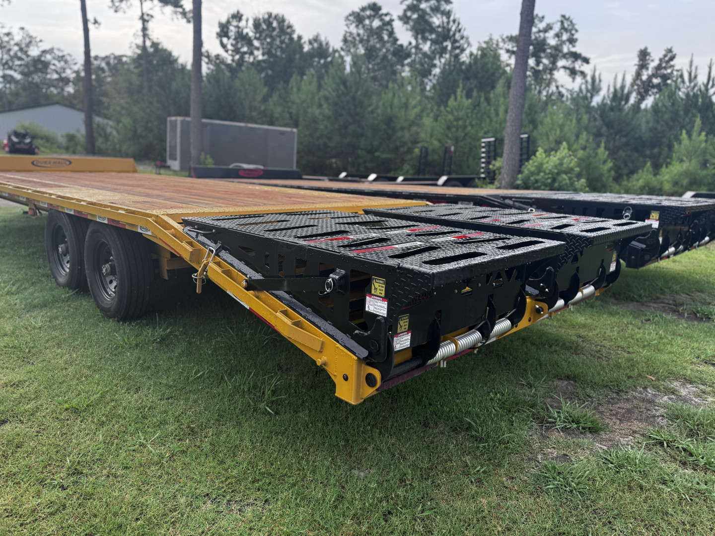 New 2025 Dura-Haul DRO-DD8X25-16K Deckover Trailer