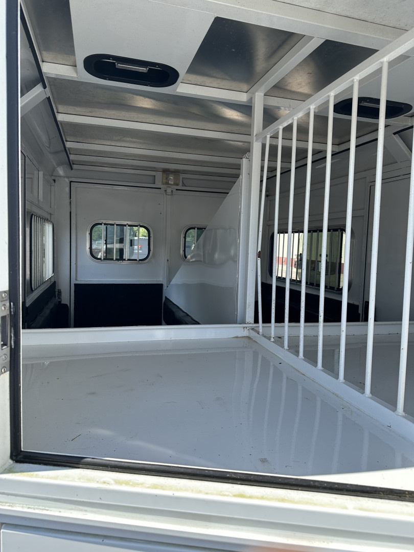 Used 2011 Trails West Royale SXS Horse Trailer