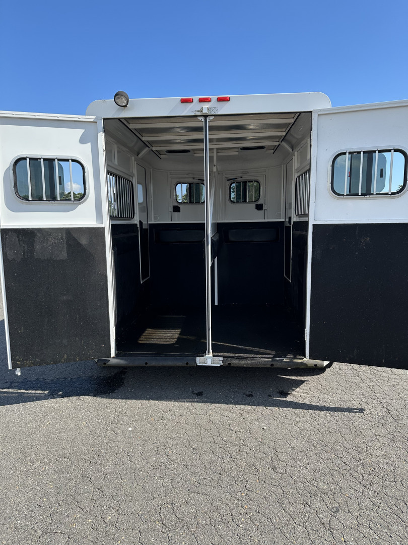Used 2011 Trails West Royale SXS Horse Trailer