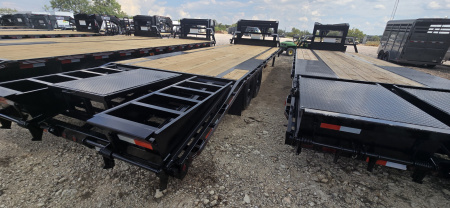 New 2025 Coffee Creek MFG 102" X 27' Deckover Trailer