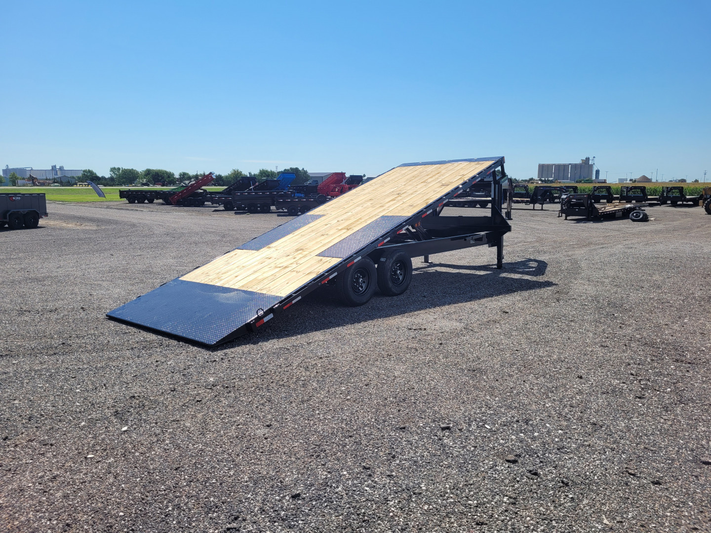 New 2026 Load Trail 102"x24' Gooseneck Deckover Tilt Trailer