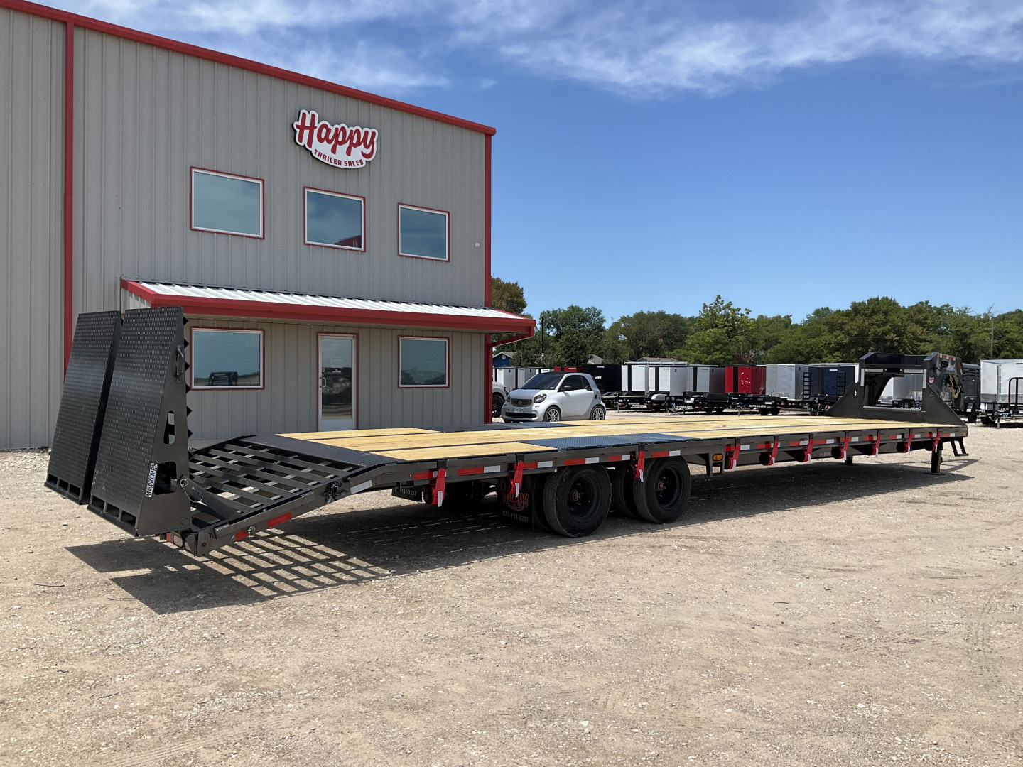 New 2026 Diamond C 102"x40' Engineered Beam FMAX216 w/ Max Ramps - 40K Pacesetter Edition