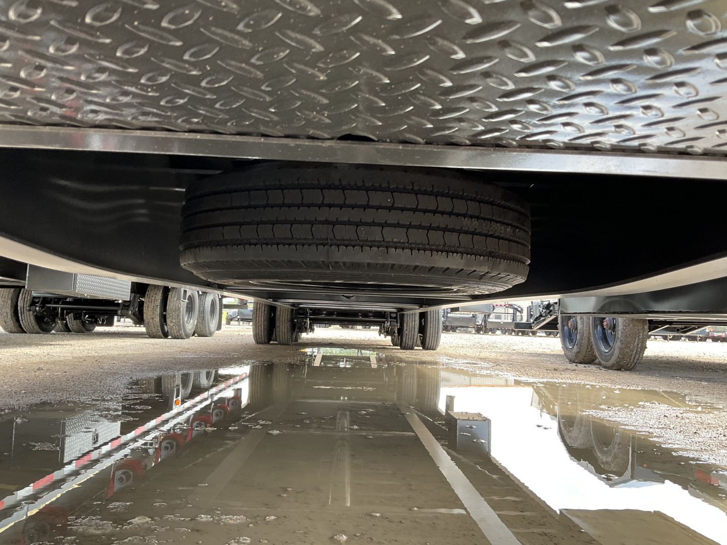 New 2026 Diamond C 102"x40' Engineered Beam FMAX216 w/ Max Ramps - 40K Pacesetter Edition