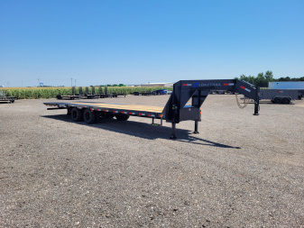 New 2026 Load Trail 102"x32' Gooseneck Hyd Dovetail Trailer