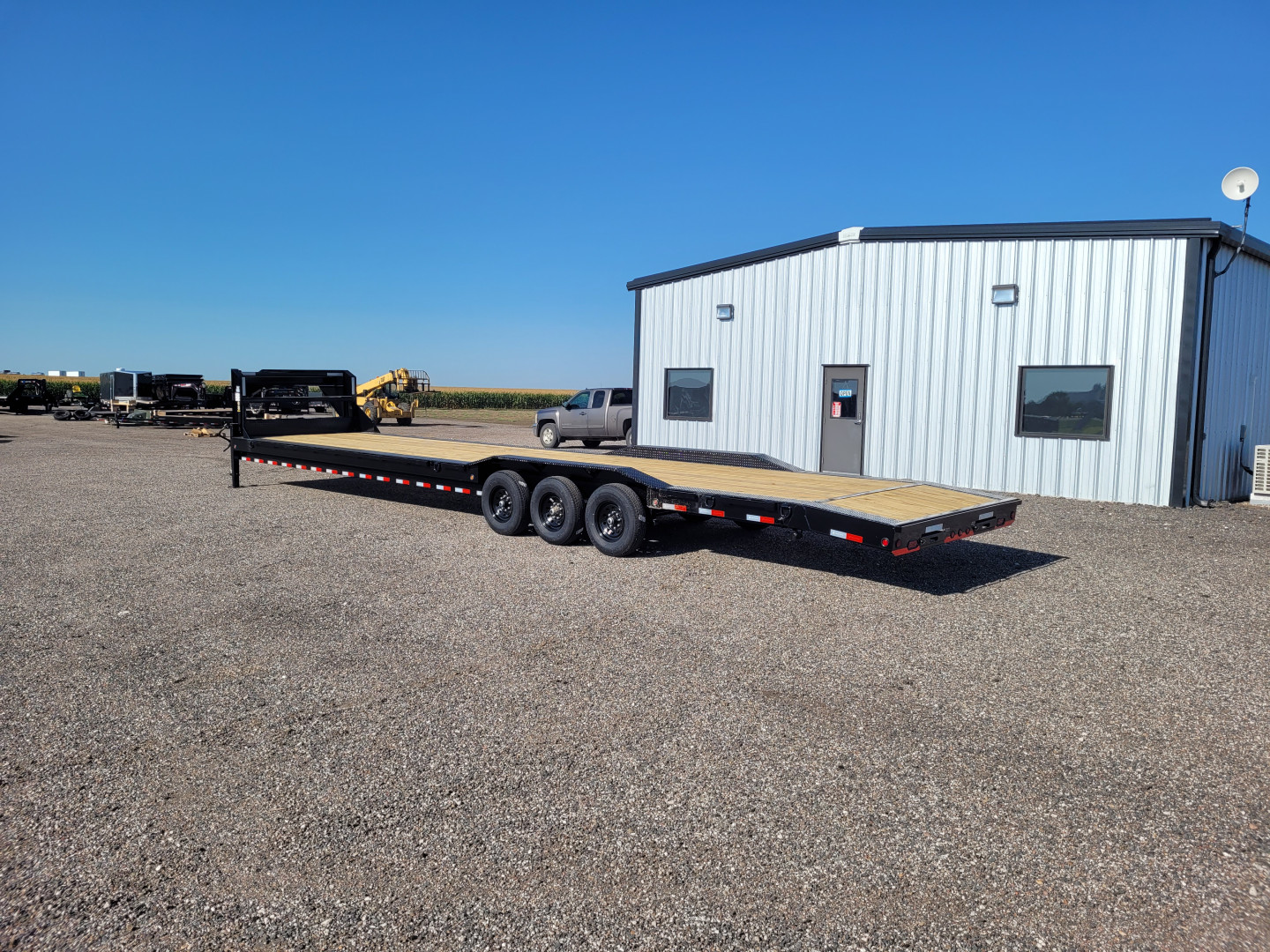 New 2026 Load Trail 102"x40' Gooseneck Triple Axle Carhauler Trailer