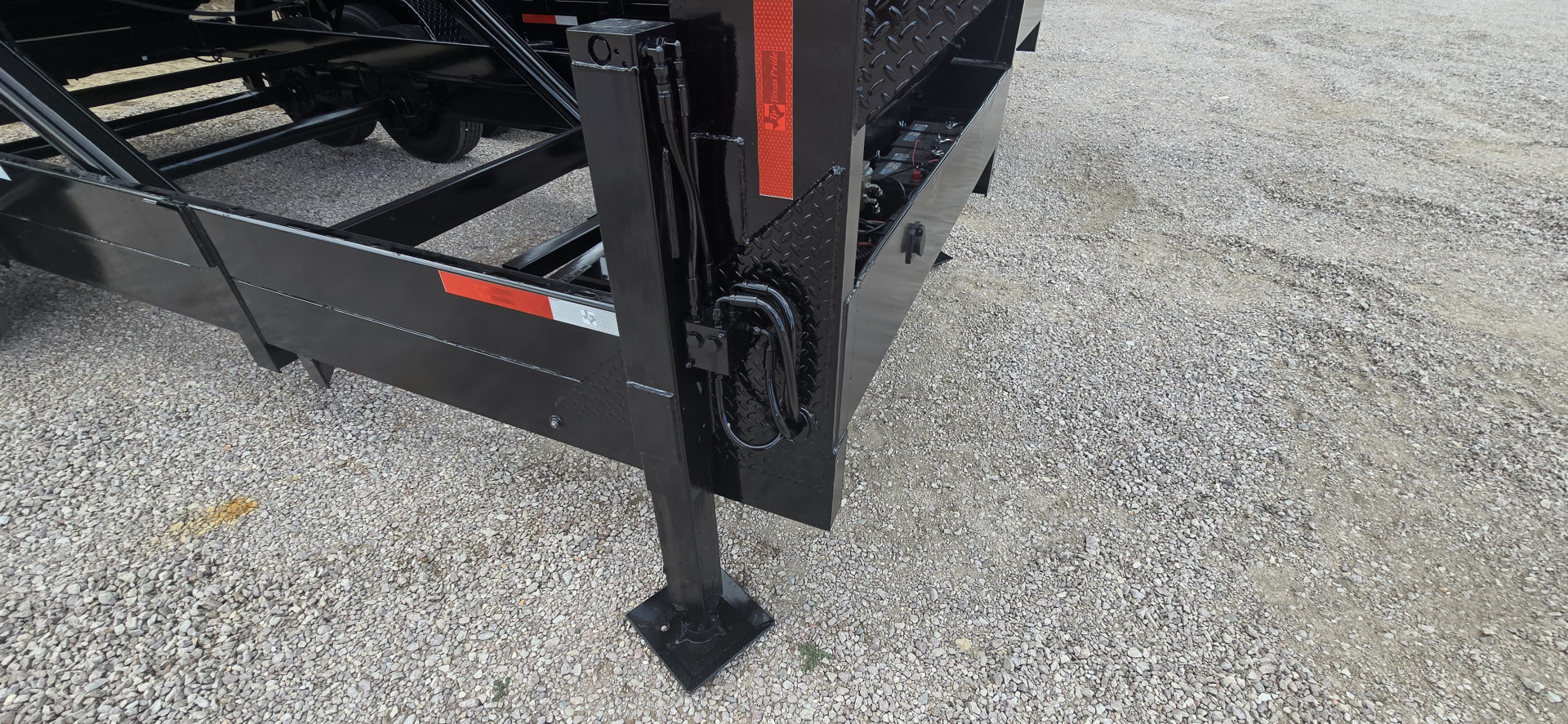 New 2025 Texas Pride - Gooseneck Dump Trailer 20K GVWR - 18'X4'