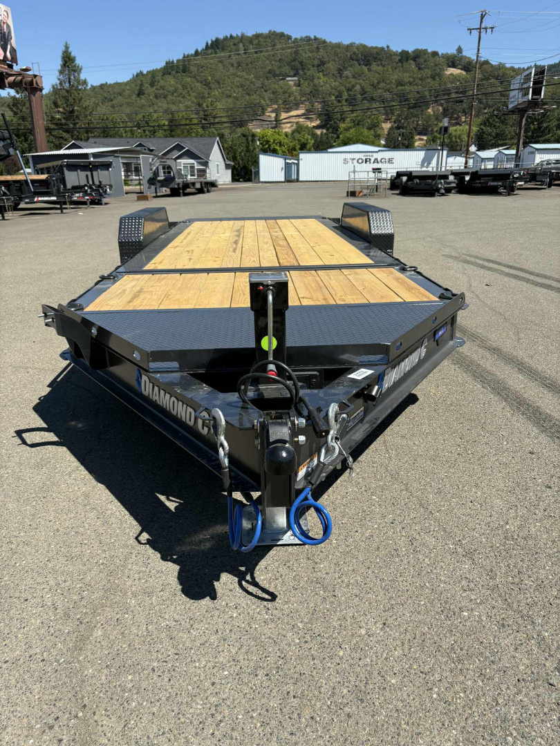 New 2026 Diamond C Trailers HDT207 82X20 Equipment Trailer CARBON METALLIC GRAY