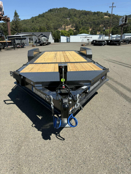 New 2026 Diamond C Trailers HDT207 82X20 Equipment Trailer CARBON METALLIC GRAY