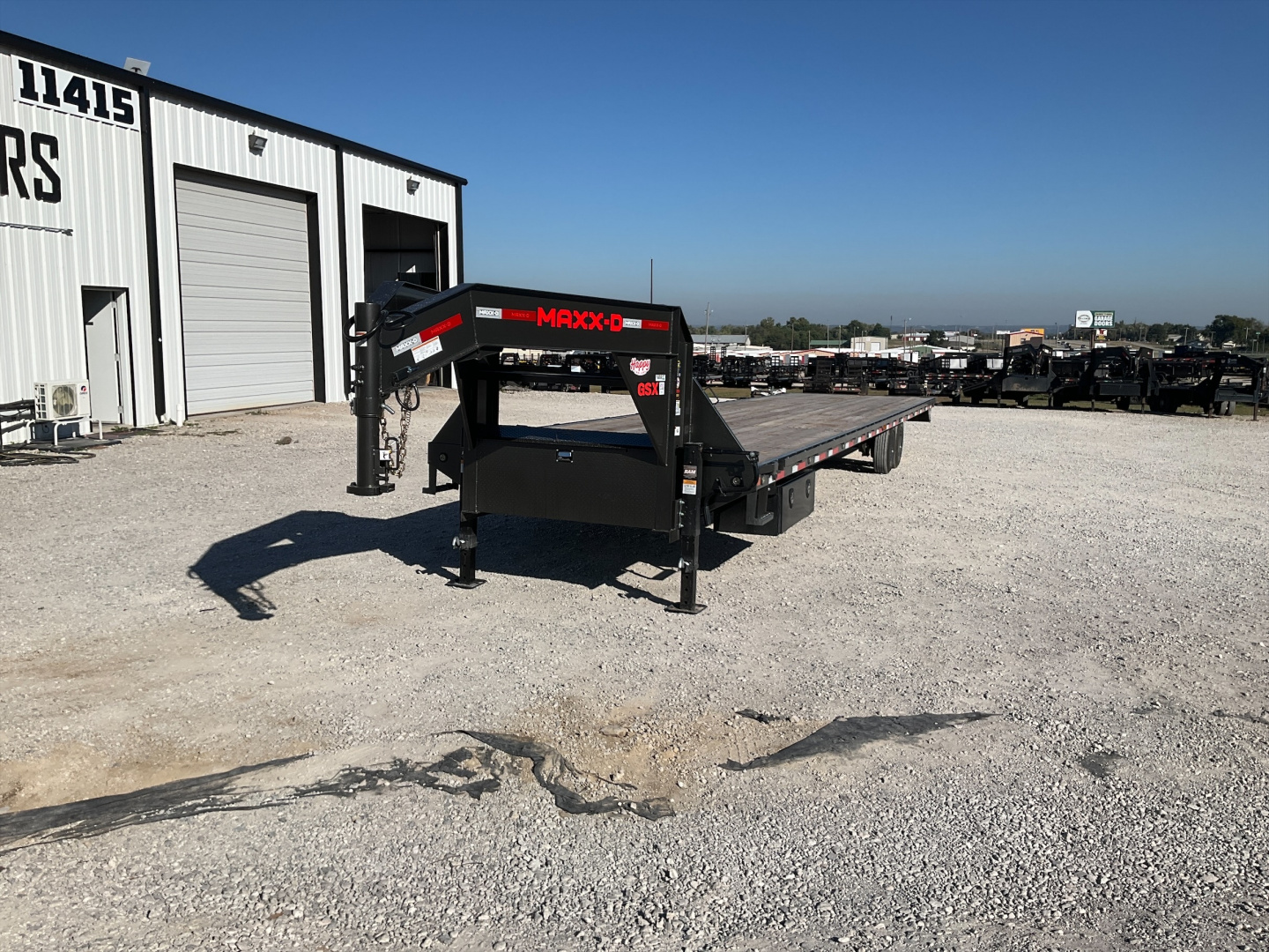 Used 2026 MAXX-D 102”x40’ Gooseneck Flatbed w/ Singles – GSX