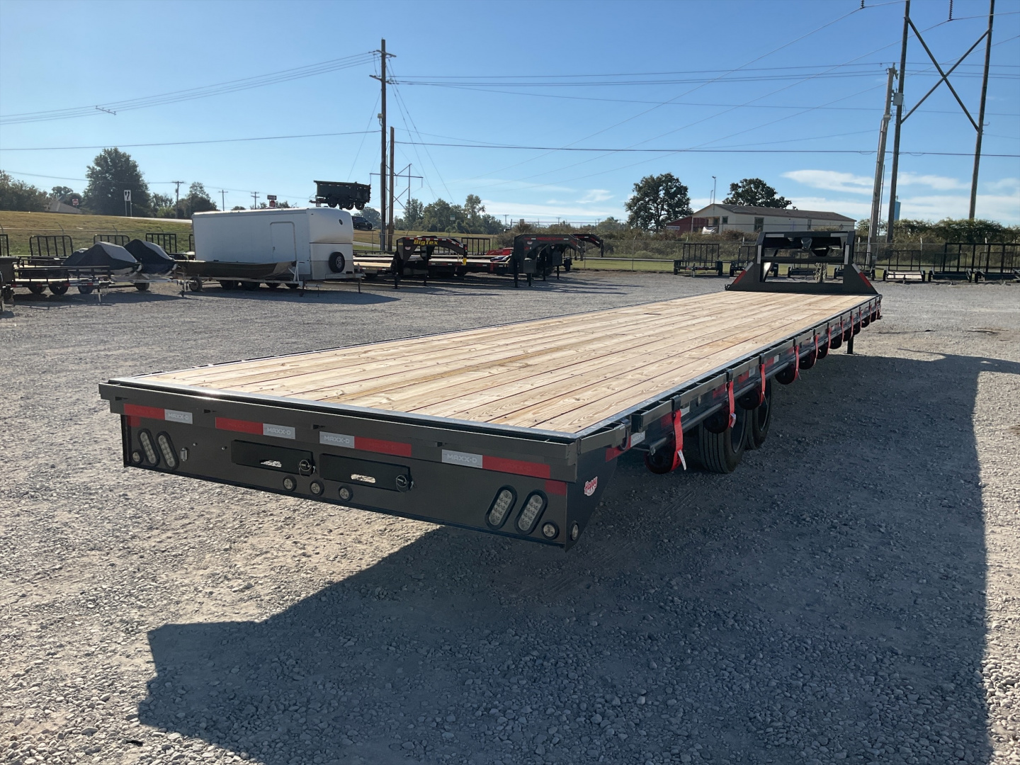 Used 2026 MAXX-D 102”x40’ Gooseneck Flatbed w/ Singles – GSX