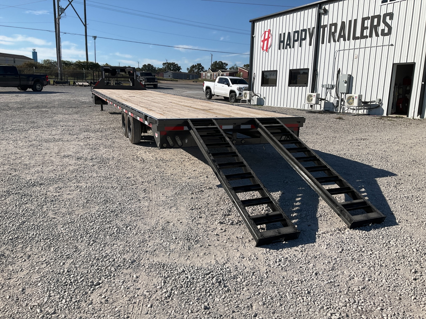 Used 2026 MAXX-D 102”x40’ Gooseneck Flatbed w/ Singles – GSX