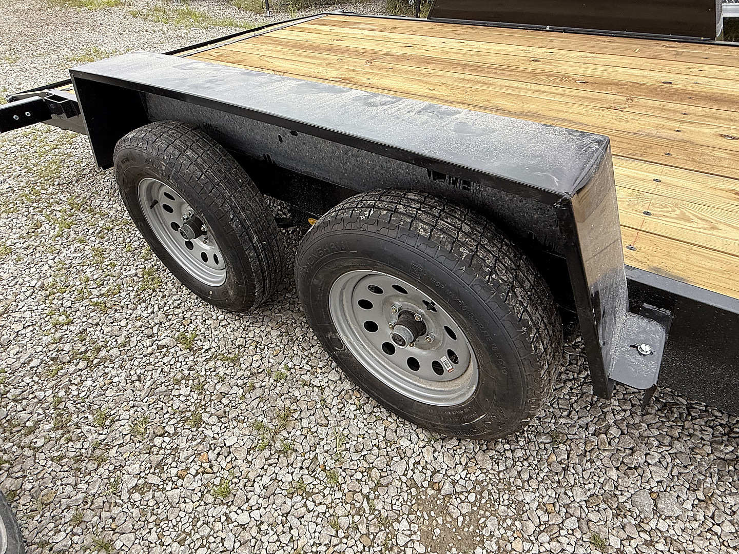 New 2025 AMO UT202 Car Hauler 82X22 TA DOVETAIL W/ SLIDE IN RAMPS (GVW:7000) BLACK