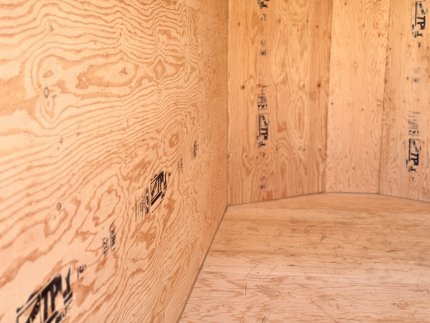 New 2026 Royal Cargo Trailers 6-12-1.5V Enclosed