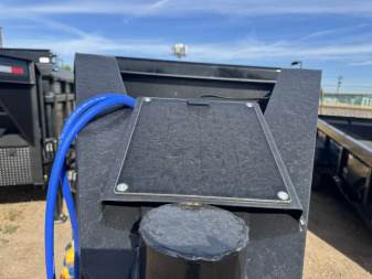 New 2025 Load Trail 7-14-4H Telescopic Gooseneck Dump Trailer W/ Hydraulic Jacks7-14 Gooseneck Dump W/ Hydradulic Jacks