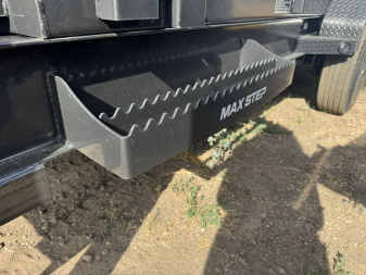 New 2025 Load Trail 7-14-4H Telescopic Gooseneck Dump Trailer W/ Hydraulic Jacks7-14 Gooseneck Dump W/ Hydradulic Jacks