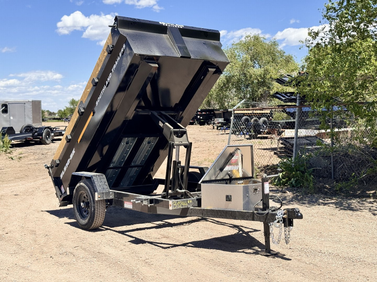 New 2026 Southland Trailers 5-10 Dump 5.2K Axles