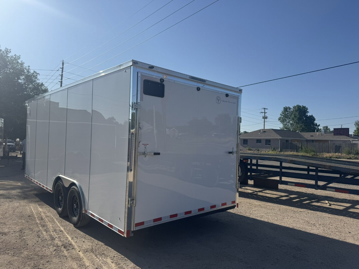 New 2025 Cross Trailers 8.5-20-1V Enclosed
