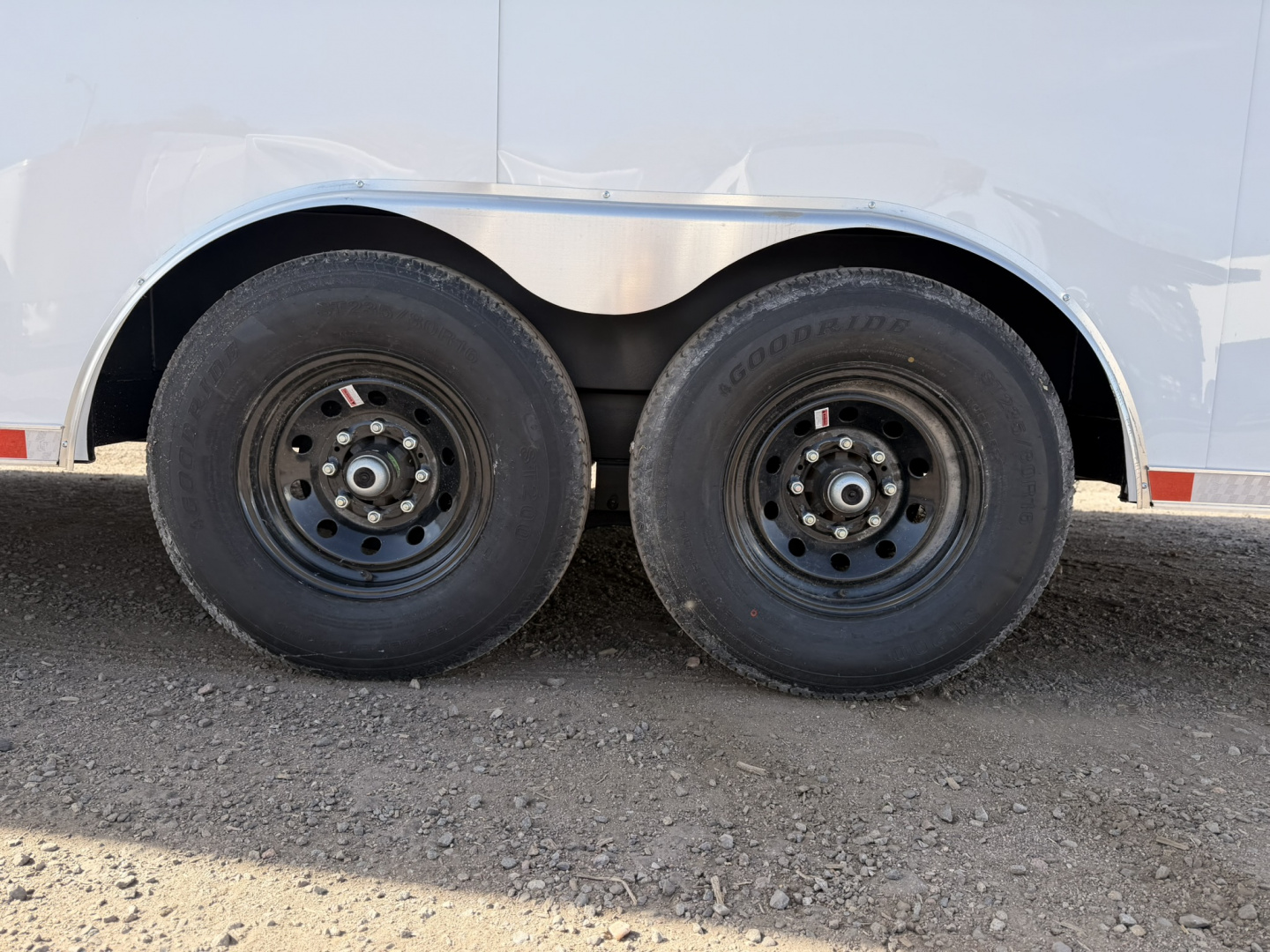 New 2025 Cross Trailers 8.5-20-1V Enclosed 12K ACP Panels