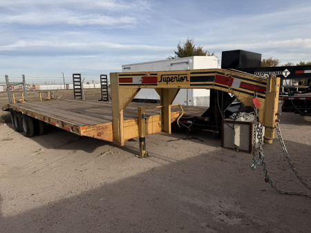 Used 2007 Superior Trailers 8-24GOOSENECK FLTBD