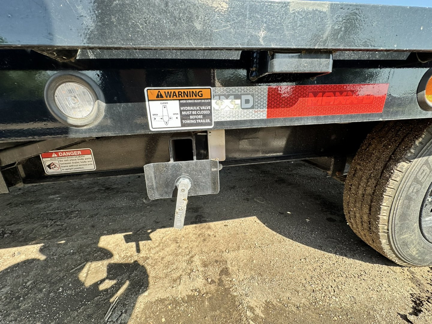 Used 2023 MXYT 8.5-26 TILT Deckover Gooseneck Equipment Hauler