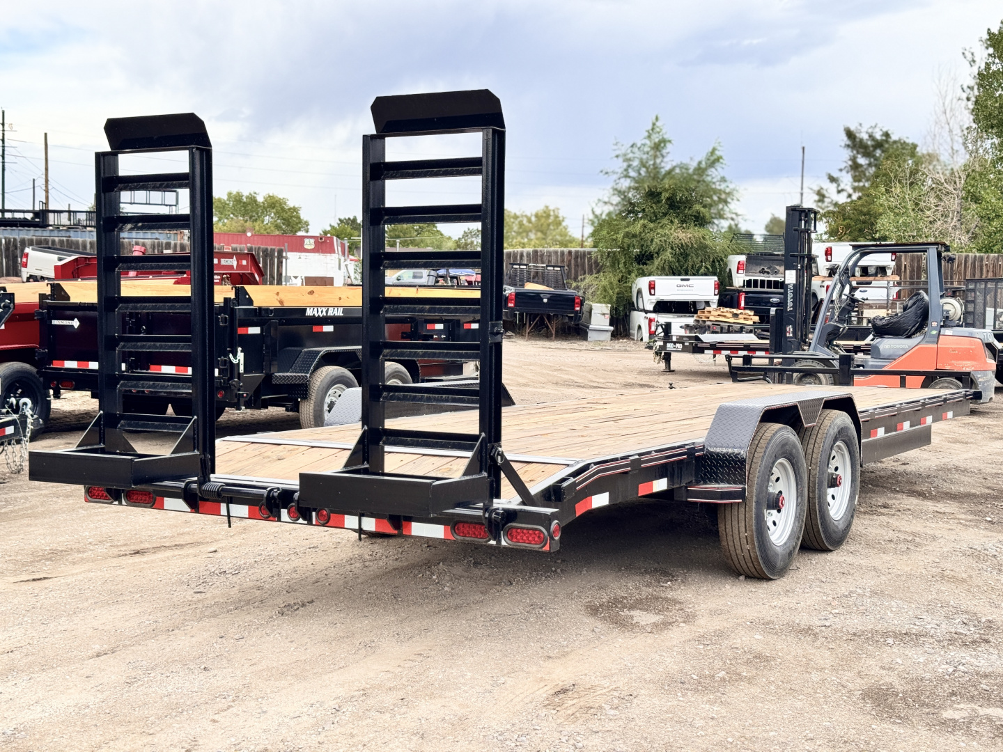 New 2025 Diamond T 7-HD24 Equipment Hauler 16K GVWR
