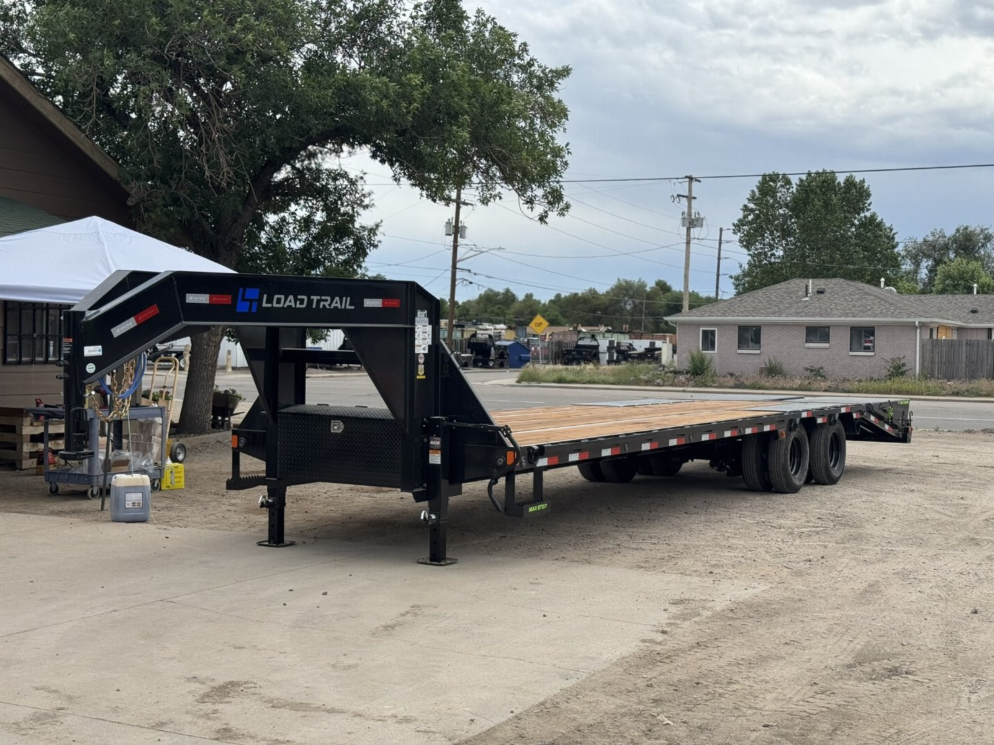 New 2025 Load Trail 8.5-32 Tandem Dual Gooseneck W/ MAXX Ramps 24K GVWR